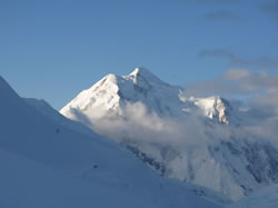 Mt Foraker at dawn - click to enlarge.