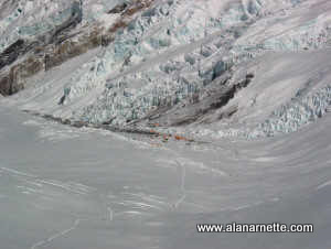 Climbing the icefall above C1